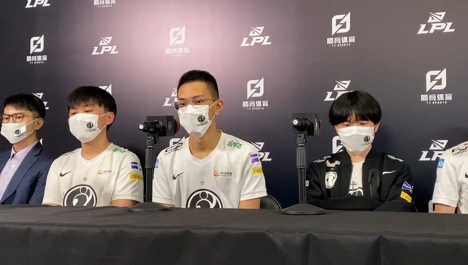  JackeyLove爆冷击败MAD，惊险取胜引爆全场！
